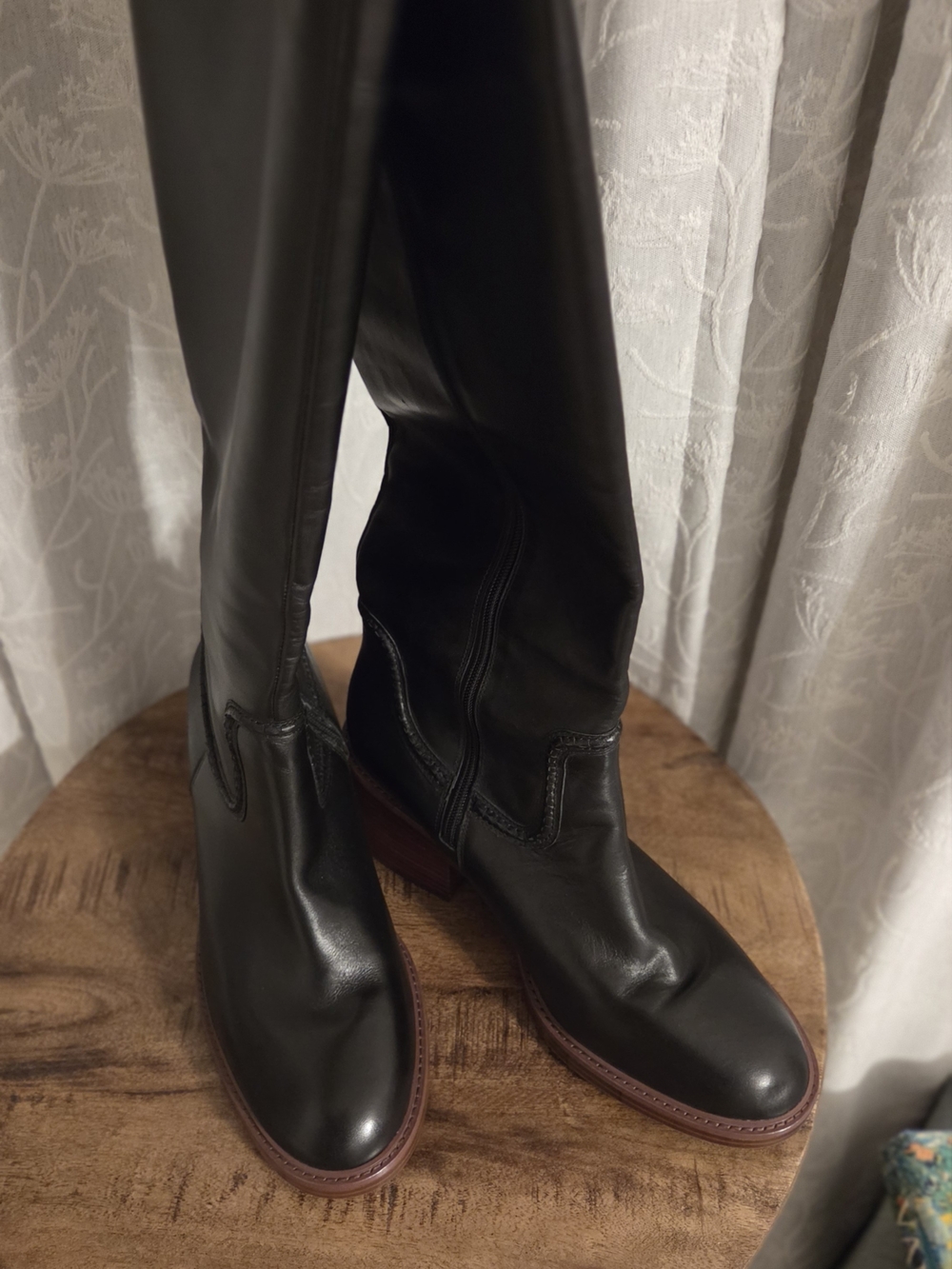 Vince Cammuto Vullian Women's Size 12M Wide Calf Black Leather Knee-High Boots